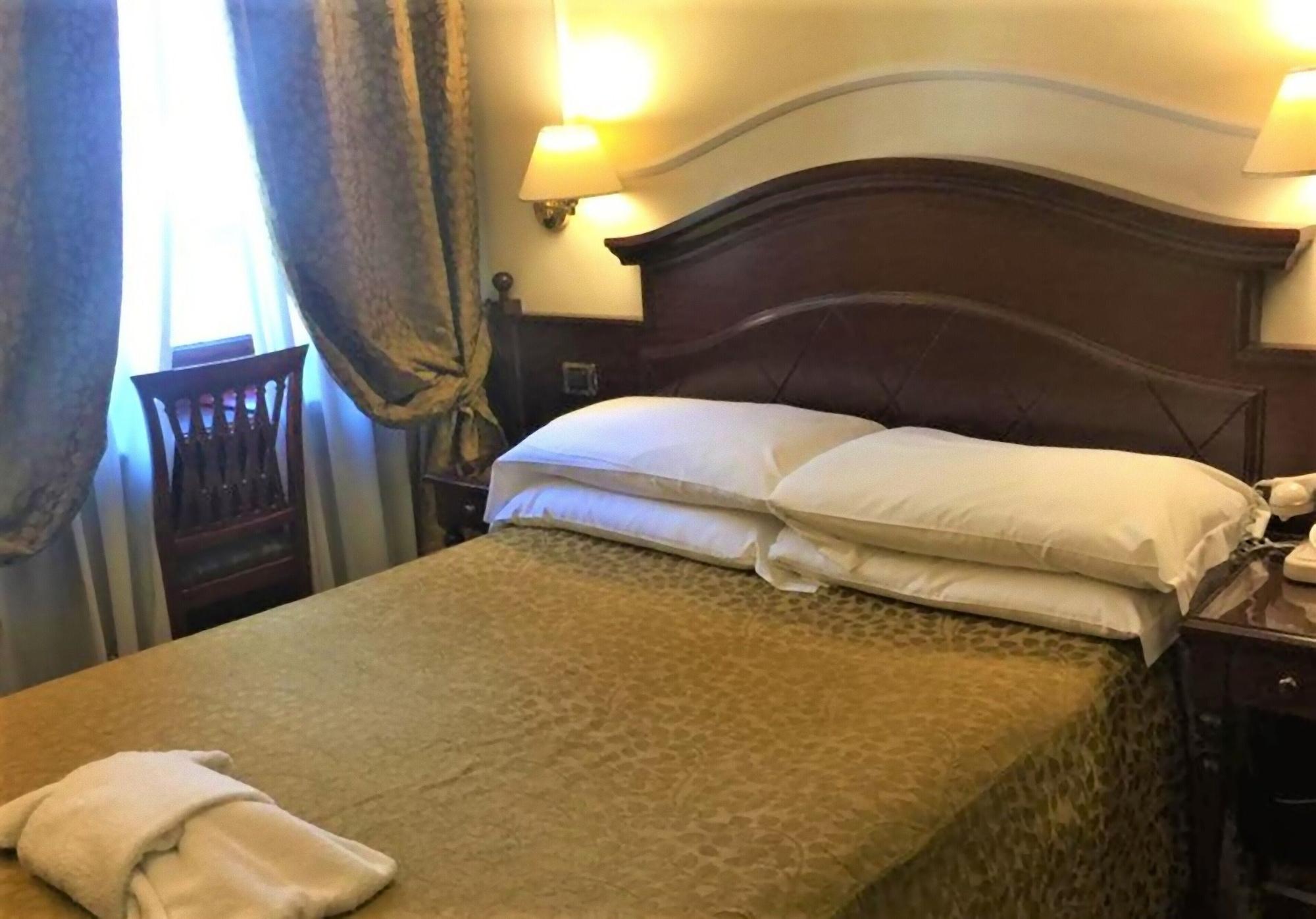 Hotel Best Roma Kültér fotó